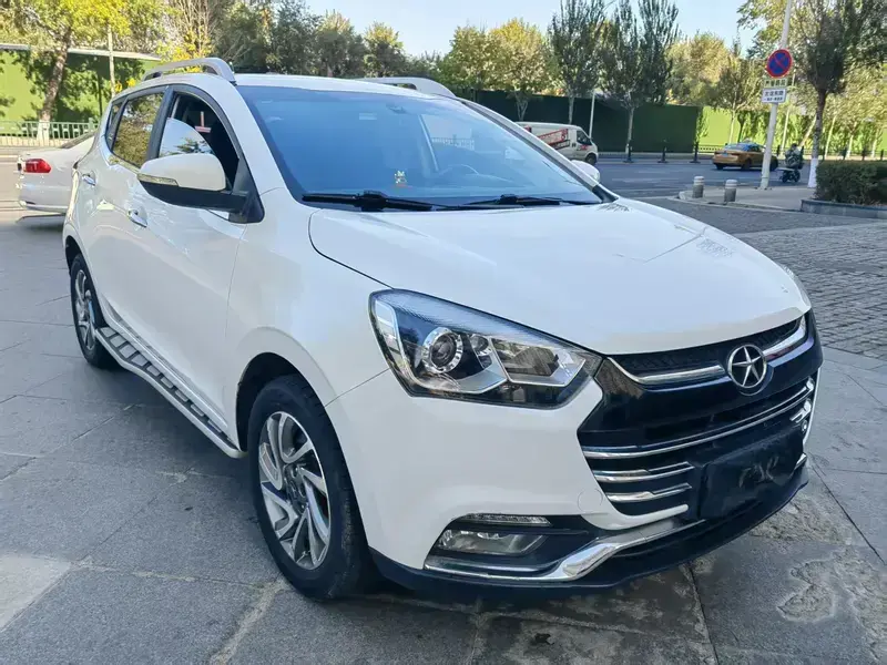 2016 JAC S2 с пробегом 47 000 км