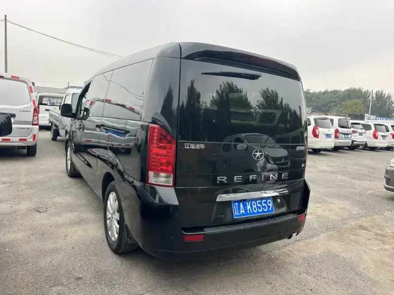 2013 JAC M5 с пробегом 100 000 км