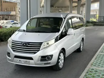 JAC M5