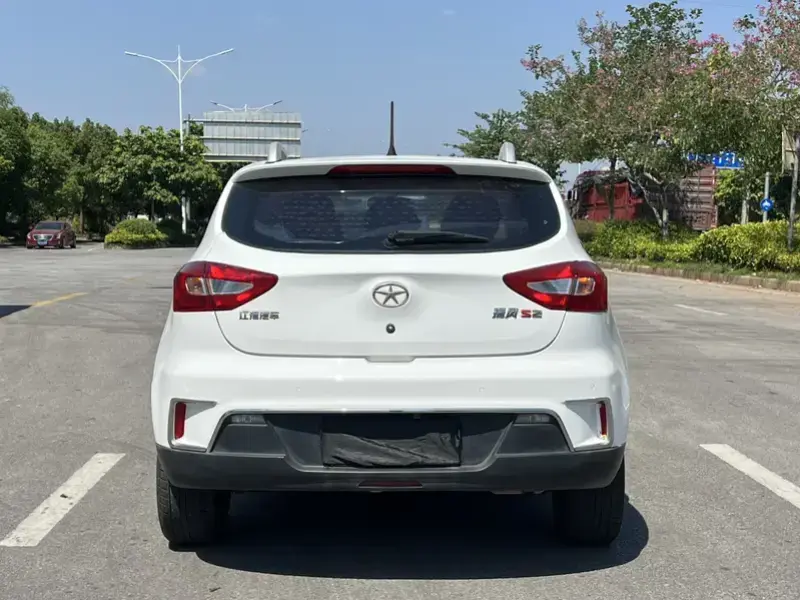 2015 JAC S2 с пробегом 110 000 км