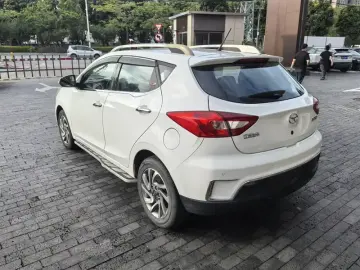 2015 JAC S2 с пробегом 76 000 км