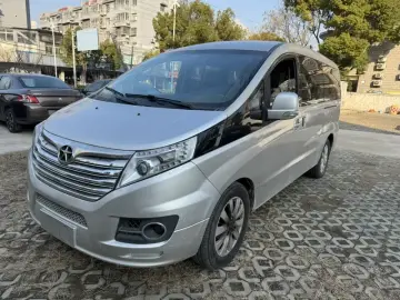 JAC M5