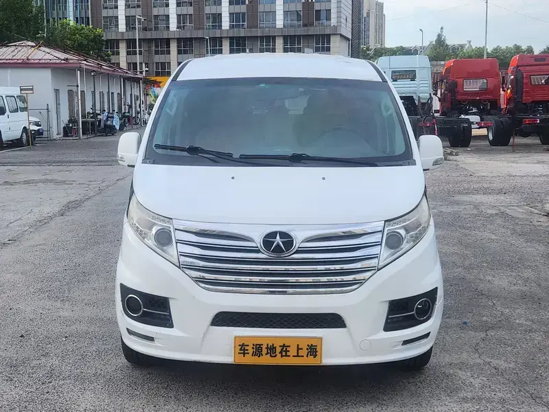 2014 JAC M5 с пробегом 82 000 км
