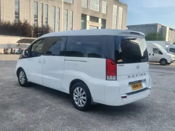 2014 JAC M5 с пробегом 82 000 км