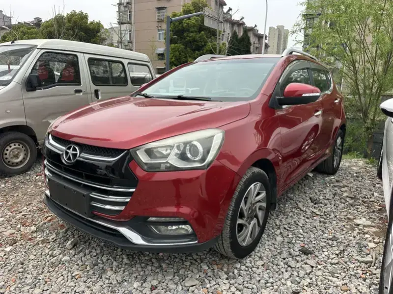 2015 JAC S2 с пробегом 70 000 км