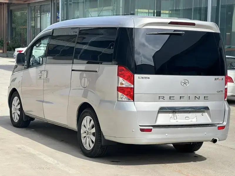 2014 JAC M5 с пробегом 100 000 км