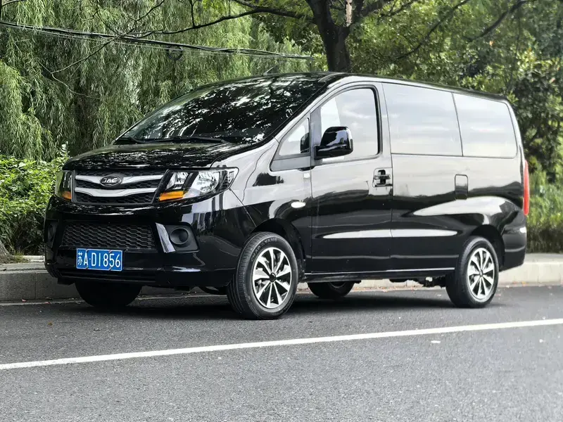 2023 JAC Refine M3 с пробегом 22 000 км