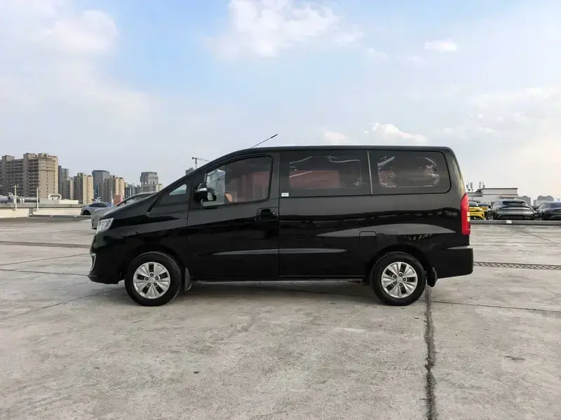 2016 JAC Refine M3 с пробегом 50 000 км
