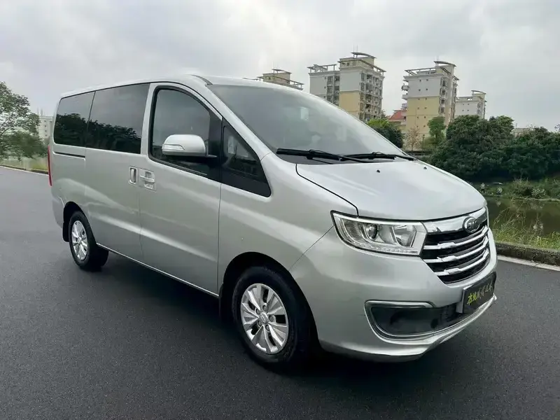 2021 JAC Refine M3 с пробегом 40 000 км