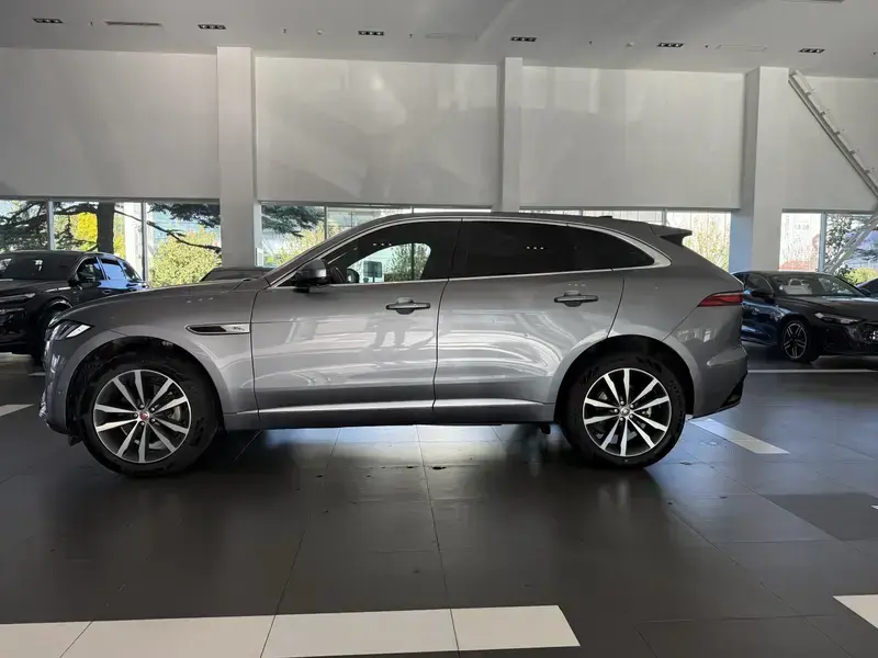 2021 Jaguar F-Pace с пробегом 68 000 км