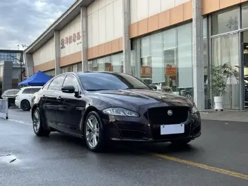 2016 Jaguar XJ с пробегом 132 000 км