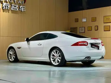 2012 Jaguar XK с пробегом 77 000 км
