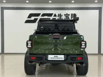 2023 Jeep Gladiator с пробегом 21 000 км