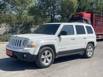 Jeep Liberty (Patriot)