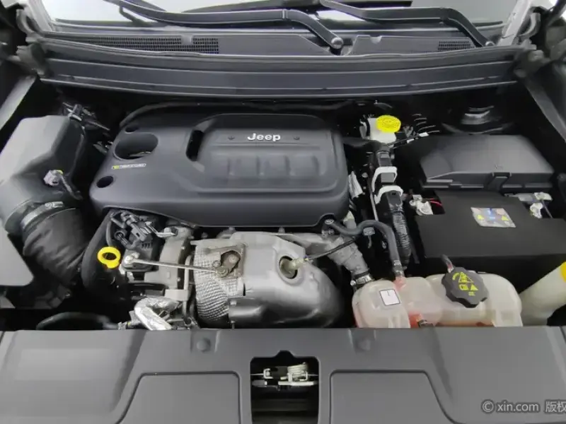 2022 Jeep Grand Commander с пробегом 48 700 км