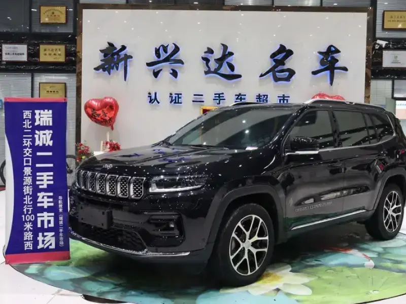 2022 Jeep Grand Commander с пробегом 34 000 км
