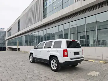 2014 Jeep Liberty (Patriot) с пробегом 128 000 км