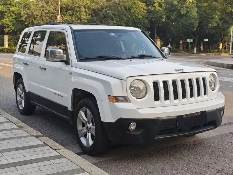 2015 Jeep Liberty (Patriot) с пробегом 110 000 км