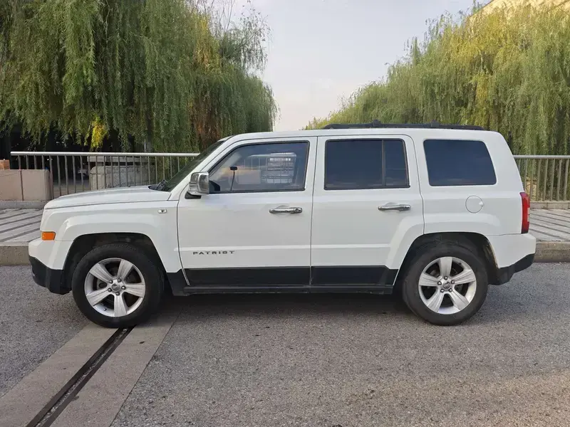 2015 Jeep Liberty (Patriot) с пробегом 110 000 км