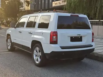 2015 Jeep Liberty (Patriot) с пробегом 110 000 км