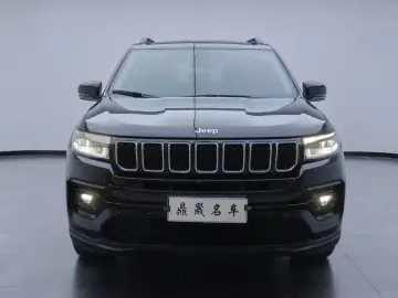 2022 Jeep Grand Commander с пробегом 57 000 км
