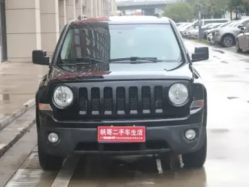 2015 Jeep Liberty (Patriot) с пробегом 87 000 км