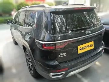 2022 Jeep Grand Commander с пробегом 48 100 км
