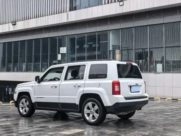 2014 Jeep Liberty (Patriot) с пробегом 130 000 км