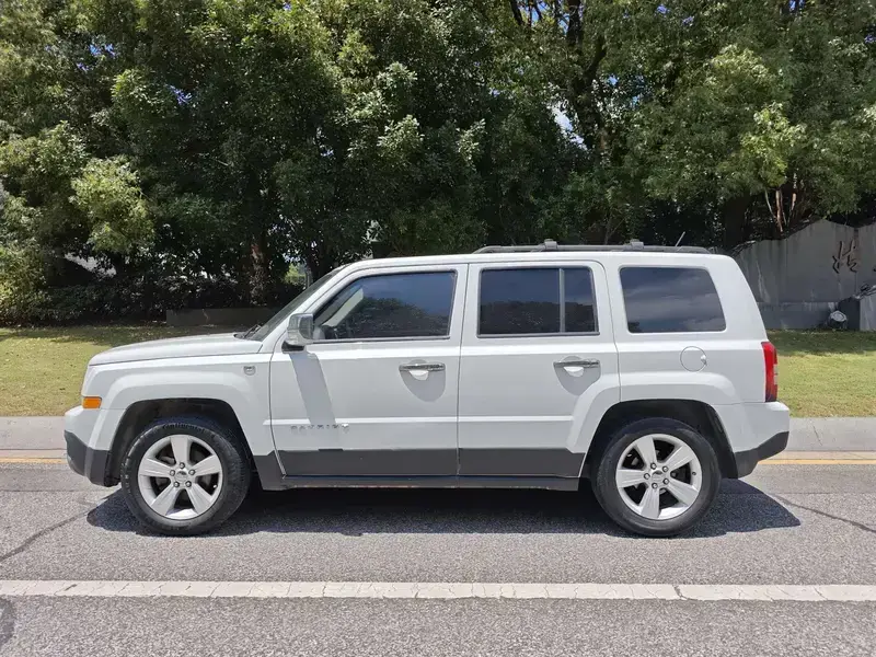 2014 Jeep Liberty (Patriot) с пробегом 96 000 км