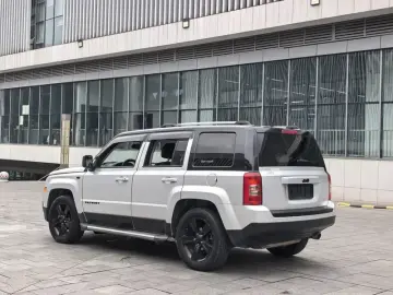 2014 Jeep Liberty (Patriot) с пробегом 120 000 км