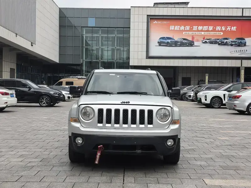 2014 Jeep Liberty (Patriot) с пробегом 120 000 км