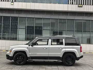 2014 Jeep Liberty (Patriot) с пробегом 120 000 км