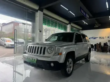 Jeep Liberty (Patriot)