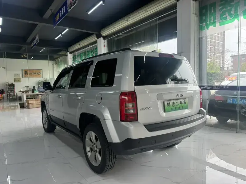2011 Jeep Liberty (Patriot) с пробегом 88 000 км