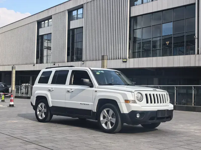 2015 Jeep Liberty (Patriot) с пробегом 160 000 км