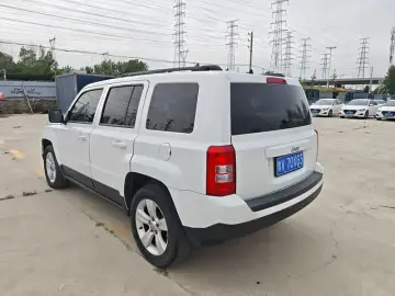 2014 Jeep Liberty (Patriot) с пробегом 140 000 км