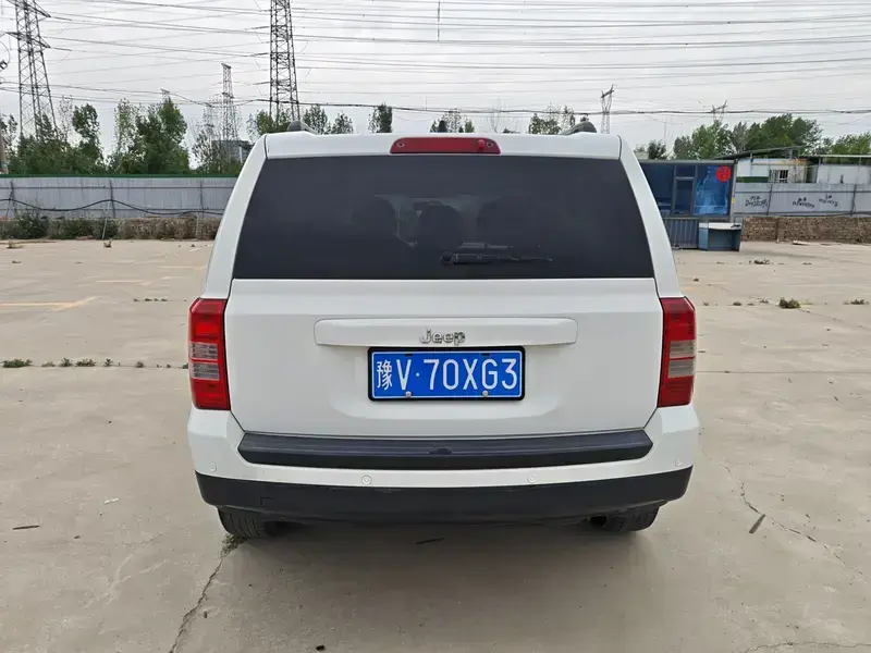 2014 Jeep Liberty (Patriot) с пробегом 140 000 км