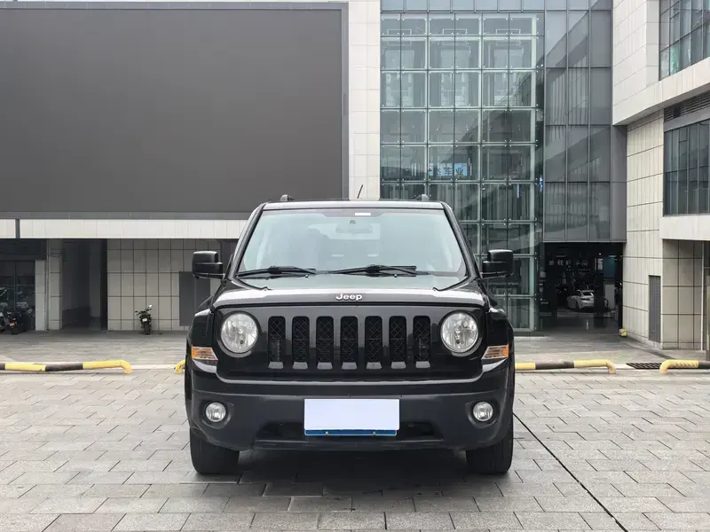 2015 Jeep Liberty (Patriot) с пробегом 160 000 км