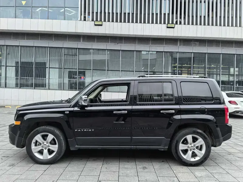 2015 Jeep Liberty (Patriot) с пробегом 160 000 км