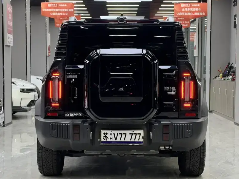 2025 JETOUR T2 с пробегом 7 000 км