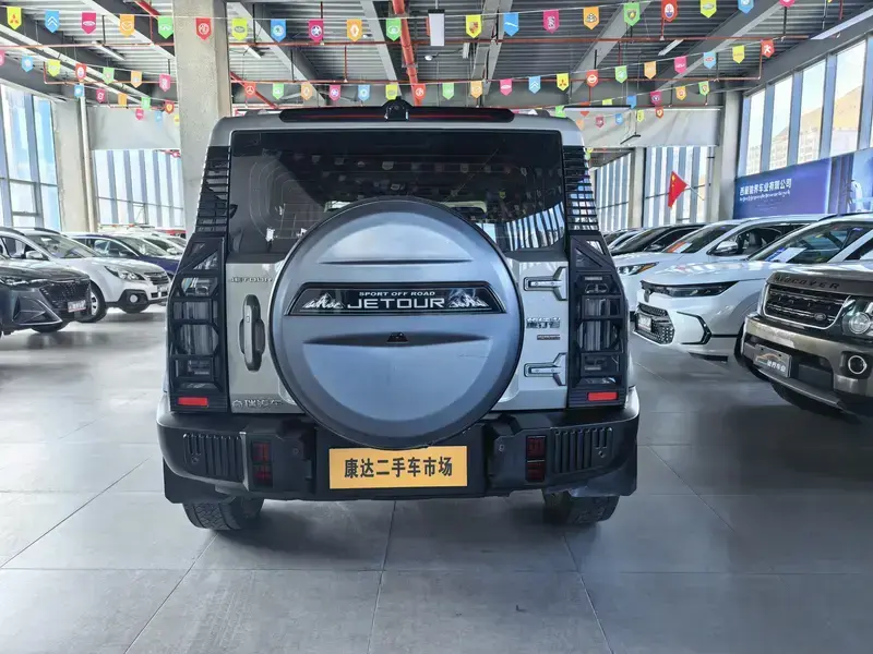 2023 JETOUR T2 с пробегом 21 200 км