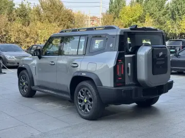 2025 JETOUR Shanhai T2 с пробегом 12 000 км
