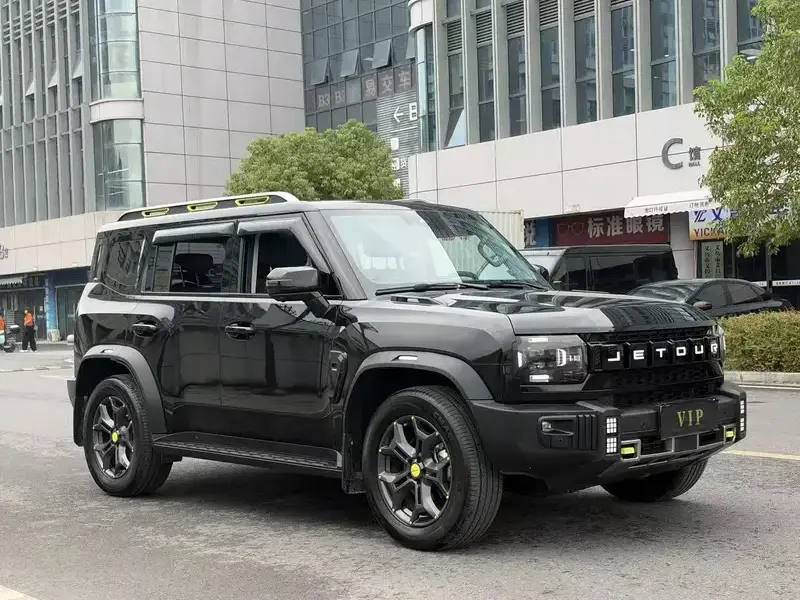 2023 JETOUR T2 с пробегом 20 000 км
