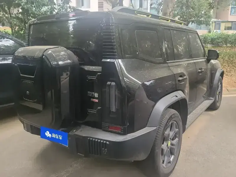 2025 JETOUR T2 с пробегом 16 000 км