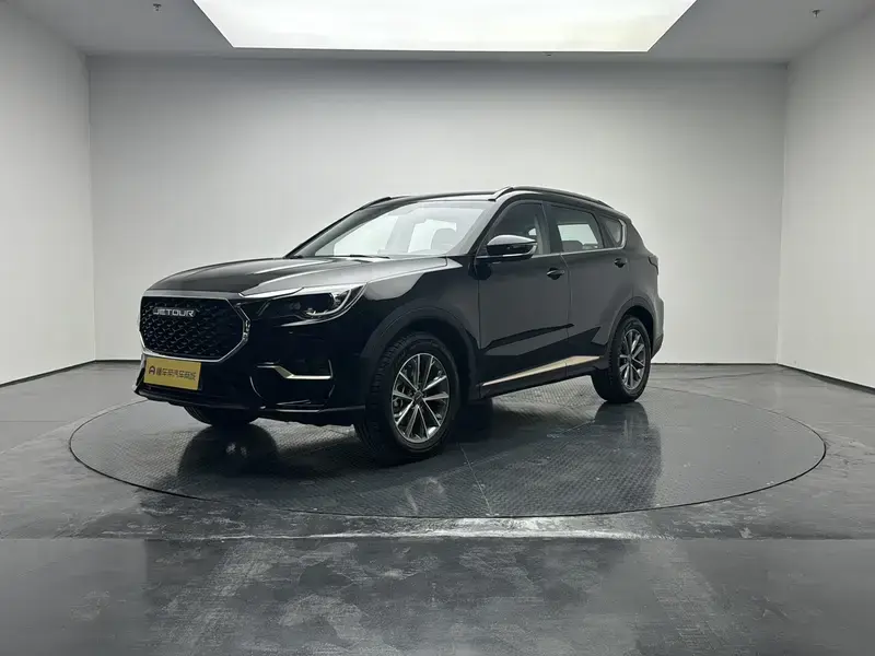 2026 JETOUR X70+ с пробегом 700 км