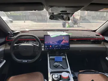 2024 JETOUR Shanhai L6 с пробегом 4 400 км