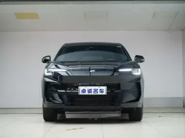 2024 JETOUR Shanhai L6 с пробегом 28 000 км