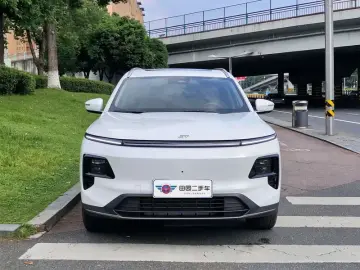 2025 JETOUR Shanhai L7 с пробегом 23 000 км