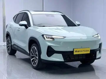 2024 JETOUR Shanhai L6 с пробегом 7 100 км