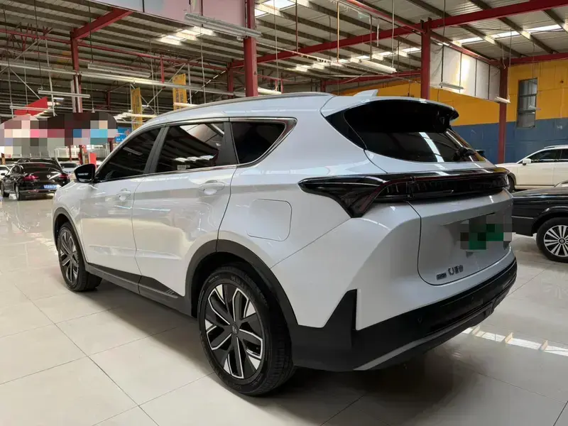 2024 JETOUR Shanhai L7 с пробегом 33 000 км